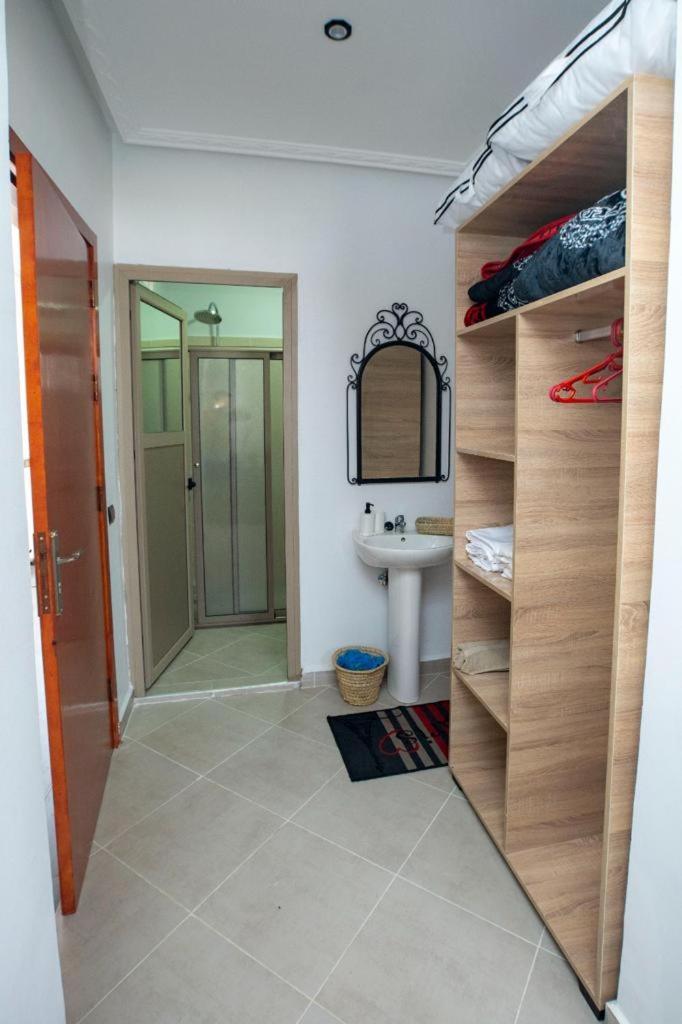 Отель Dar Moghal Tiflet Экстерьер фото